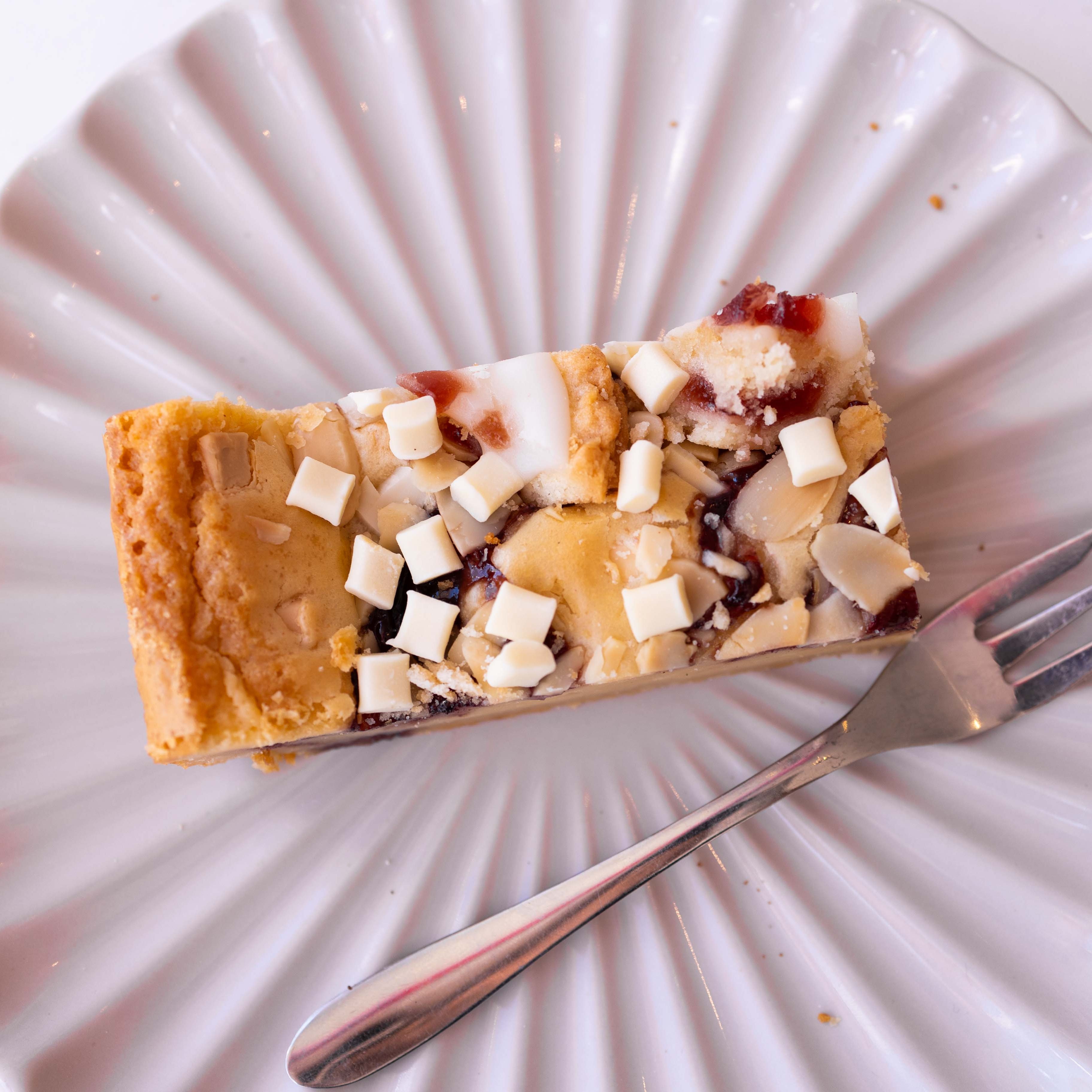 Cherry Bakewell Blondie