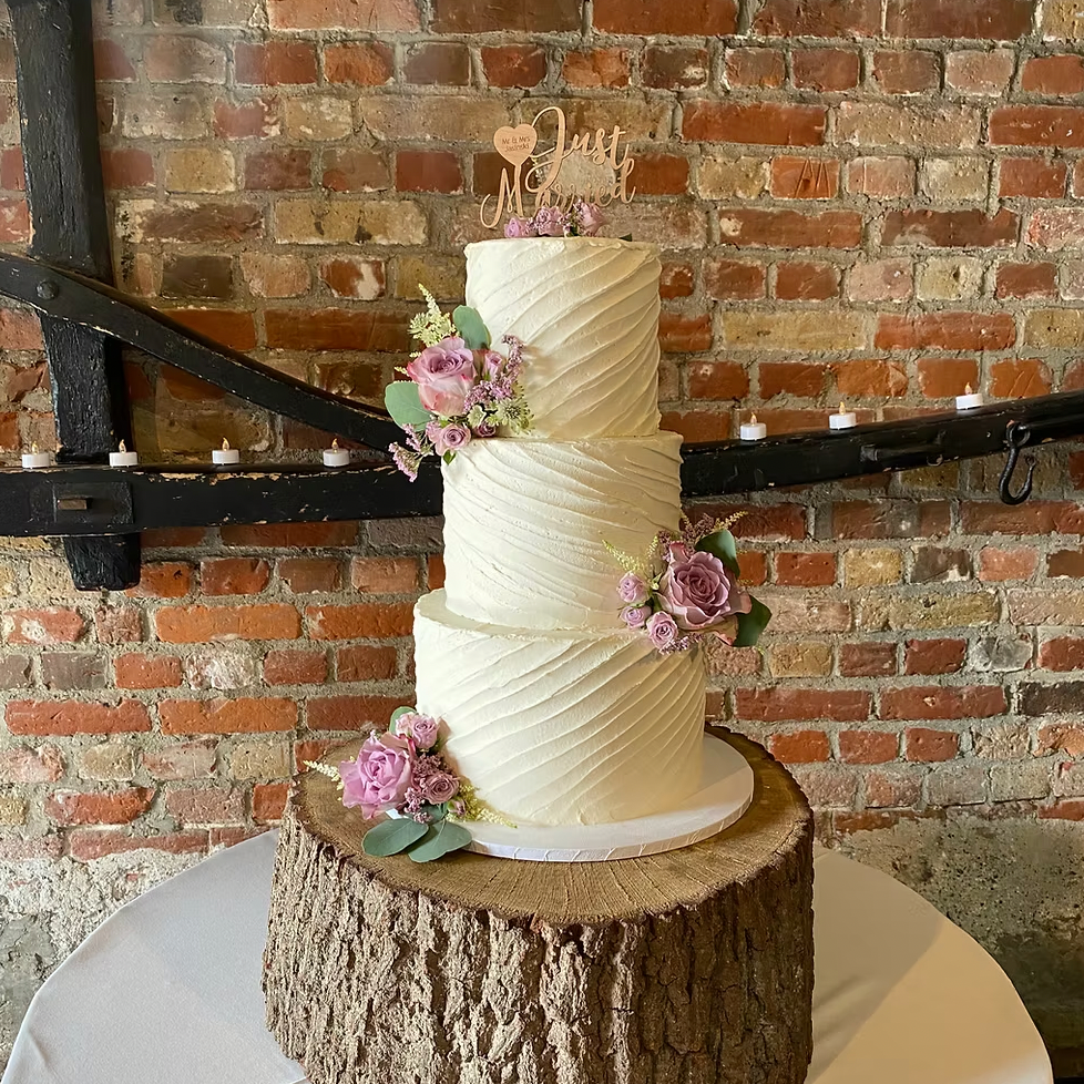 Diagonal Ridged Wedding Cake