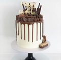 Vanilla & Chocolate Drip Cake