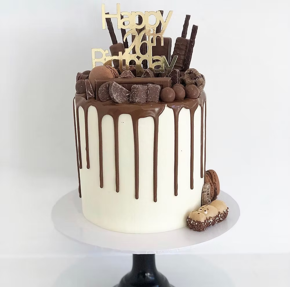 Vanilla & Chocolate Drip Cake